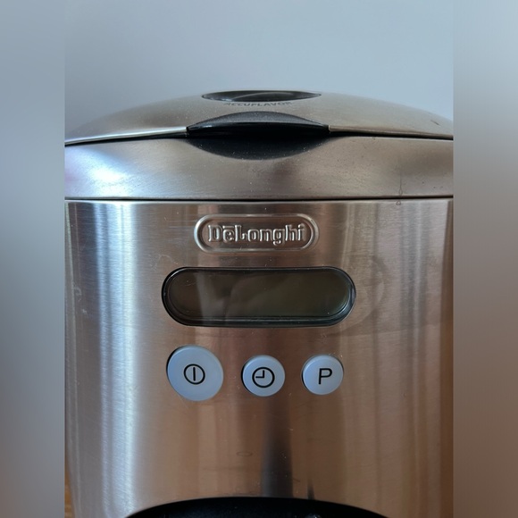 DēLonghi coffee machine - Picture 3 of 13